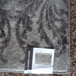 Rug gray
